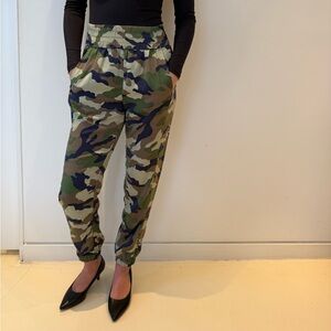 Kendall & Kylie Camouflage Joggers